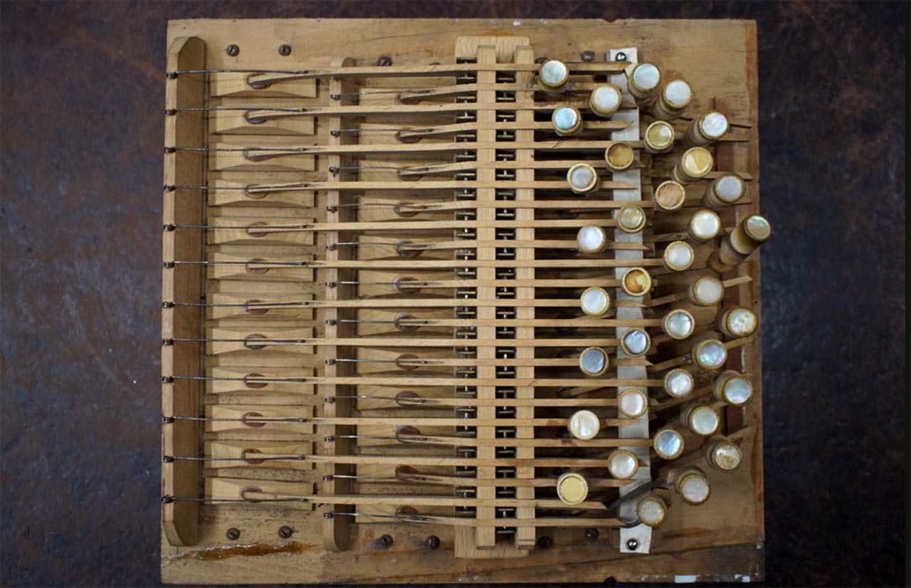 The Mysterious Anatomy of the Bandoneon
